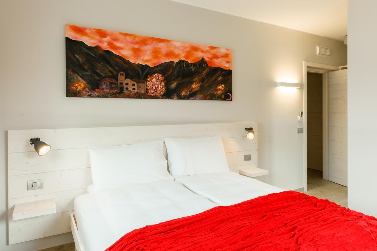 Bianco Hotel Primaluna ภายนอก รูปภาพ